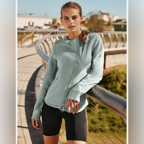 ATHLETA Moto Jacket Sweatshirt Minimalist
Full Zip City Travel Small - Picture 5 of 15